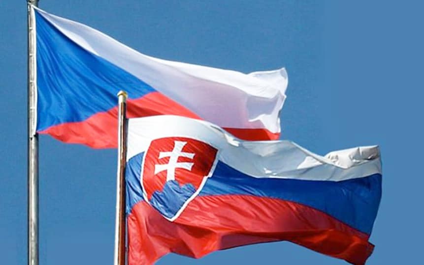 Why and how did Czechoslovakia split?