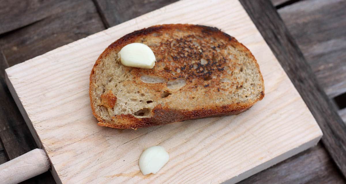 Topinka – History and Present of Czech Fried Bread