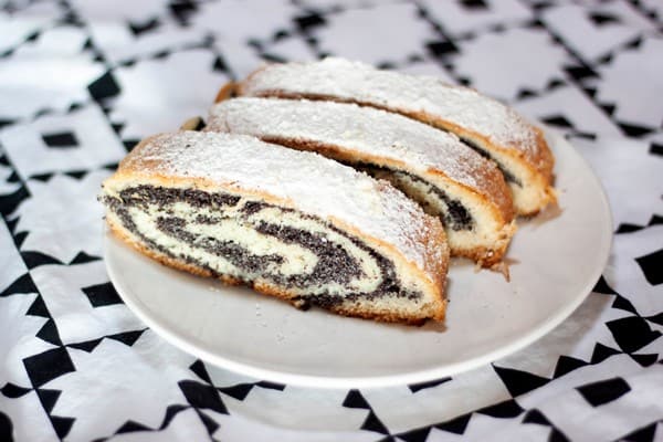 poppyseed roll