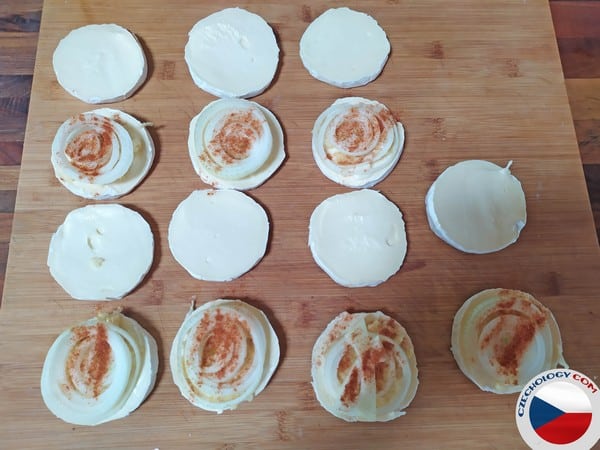 nakládaný hermelín