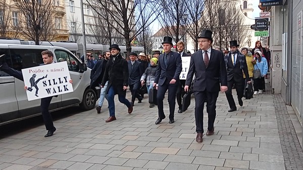 silly walk brno