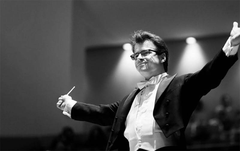 Jakub Hrůša, the greatest Czech contemporary conductor