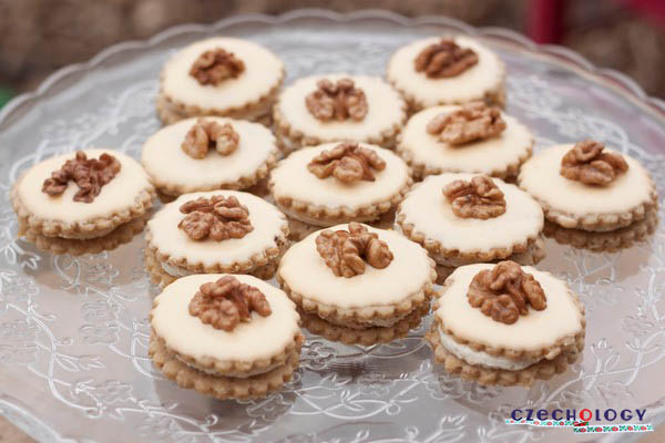 walnut tartlets