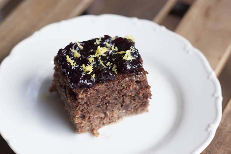 Gingerbread-Zucchini Cake