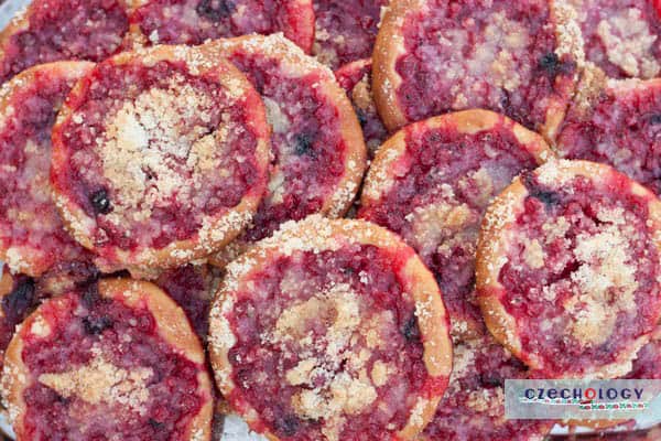 red currant koláče