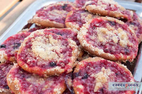 red currant koláče